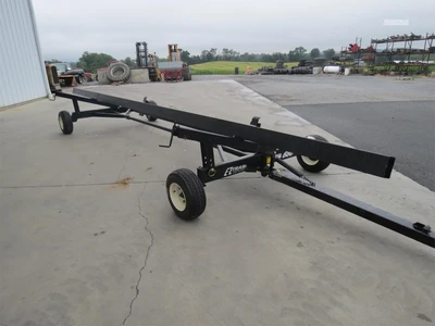 New | in-Stock 2026 E-Z TRAIL 680 Header Transports Pennsylvania US | Zimmerman Farm Service #1410256