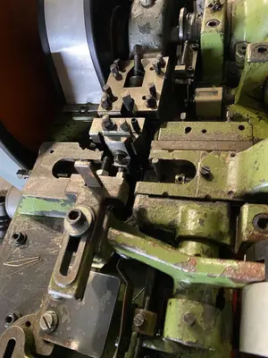 Buendgens Model USS Precision Cutoff Pin Machine
