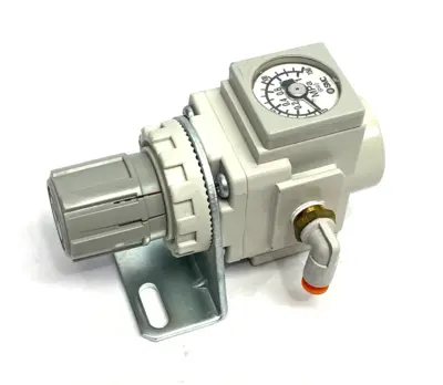 USED SMC MODULAR REGULATOR 1/8" NPT PORTS, AR MASS PRO