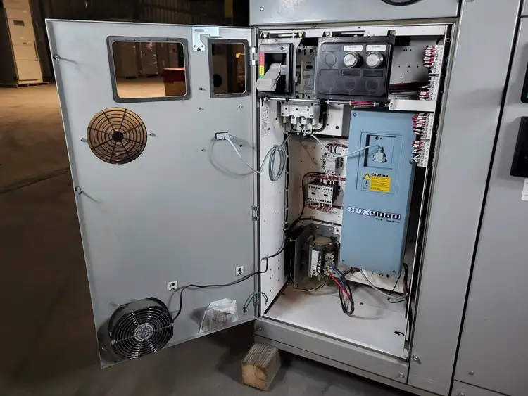 Used EATON SVX007A1-5A4N1 Switchgears British Columbia CA | Lenmark #240121