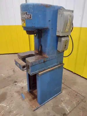 USED DENISON MULTIPRESS DF4C61C18A59S20