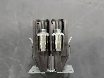 USED EATON C25BNB220A