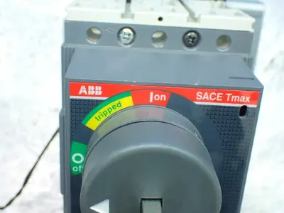 USED ABB TMAX T2H 100