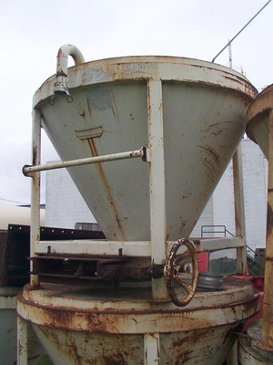 Used _UNKNOWN_ _UNKNOWN_ Dish & Cone Bottom Tanks Minnesota US | A&I Equipment #1317231