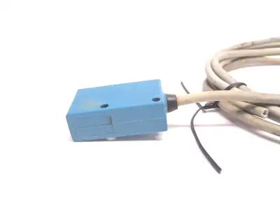 Used Honeywell Micro Switch 21.6-26.4 VDC PNP Output Brown Black Photoelectric Sensors Michigan US | Maverick Industrial Sales #1400752