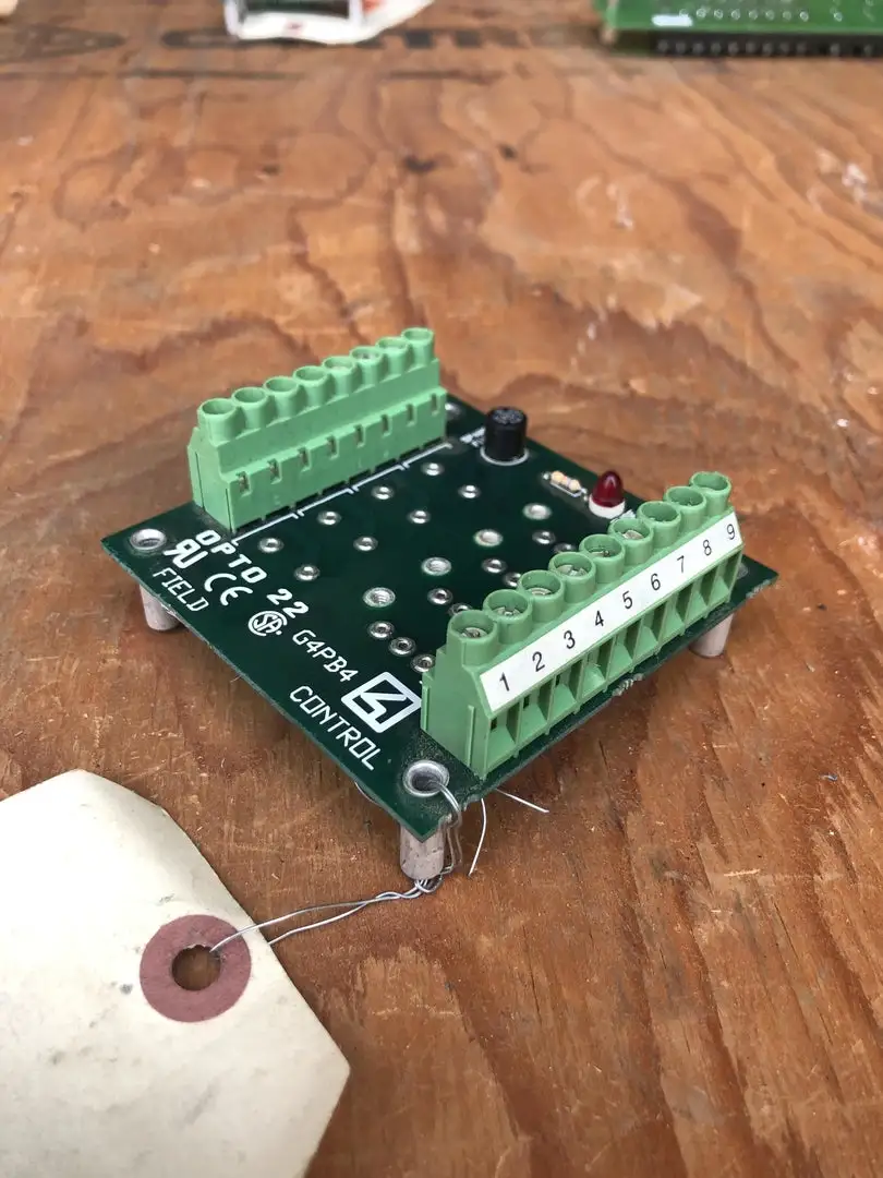 USED OPTO 22 G4PB4