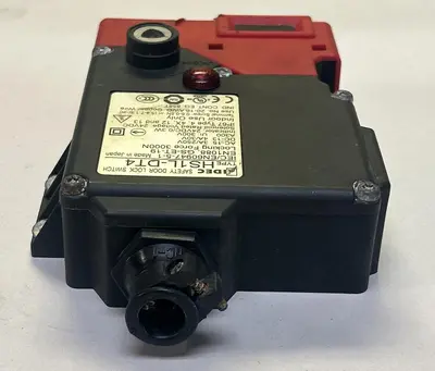 USED IDEC HS1L-DT4