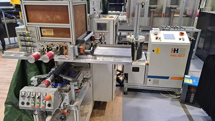 Used 2020 H/H MASCHINENBAU B24-TH300 DX/DW PU Glue Machines CZ | Amaron s.r.o. #1068498