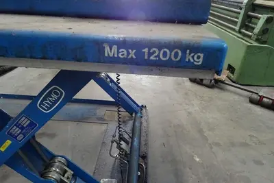 USED HYMO SCISSORLIFT 1 TON