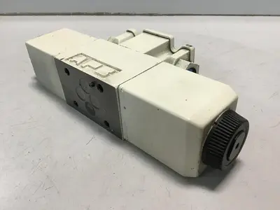 USED VICKERS DG4V-3S-6C-M-FW-D7-H5-60