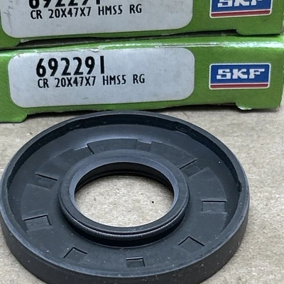 Genuine SKF Oil Seals  (7)692291 (4) 692363 NIB Fast Shipping! + Warranty