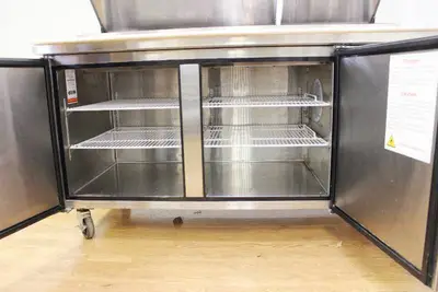 BISON BPT 67", 2 Door, Pizza Prep Table Refrigerator Commercial NSF