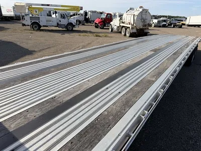 Used 2023 MANAC 13253C0B0L LEGEND SD STEP DECK Flatbed Trailers Minnesota US | Carco Truck & Equipment #1520129