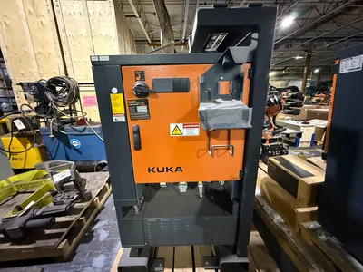 USED 2015 KUKA KR16 L6-2 + KR C4 NA