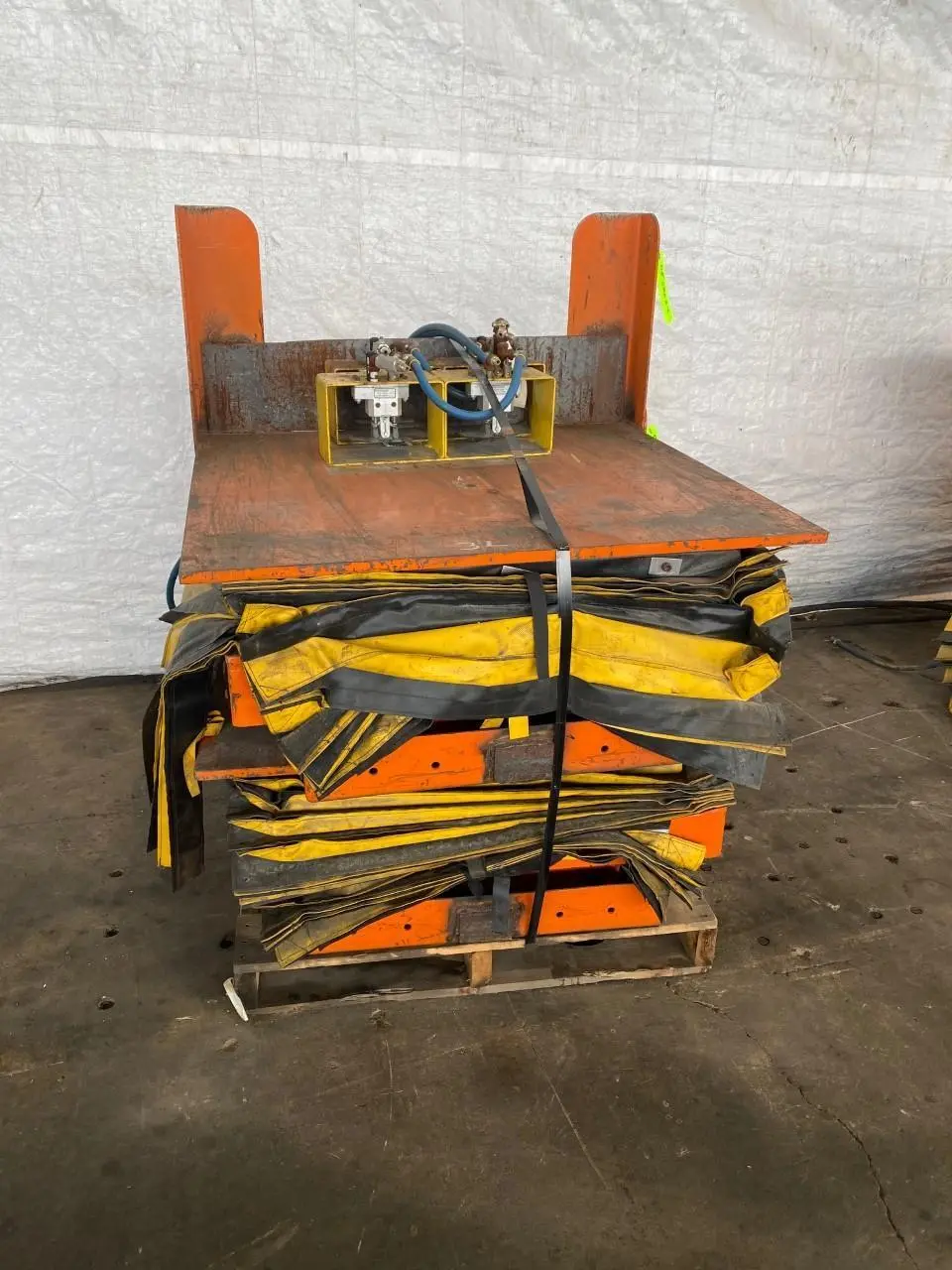 USED 2006 KNIGHT ALT 3640