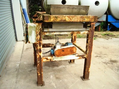 Driver Southall Vibratory S/S Feeder