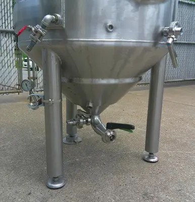 SPC9201  Tank 250 gallon vertical tank, Stainless Steel, conical