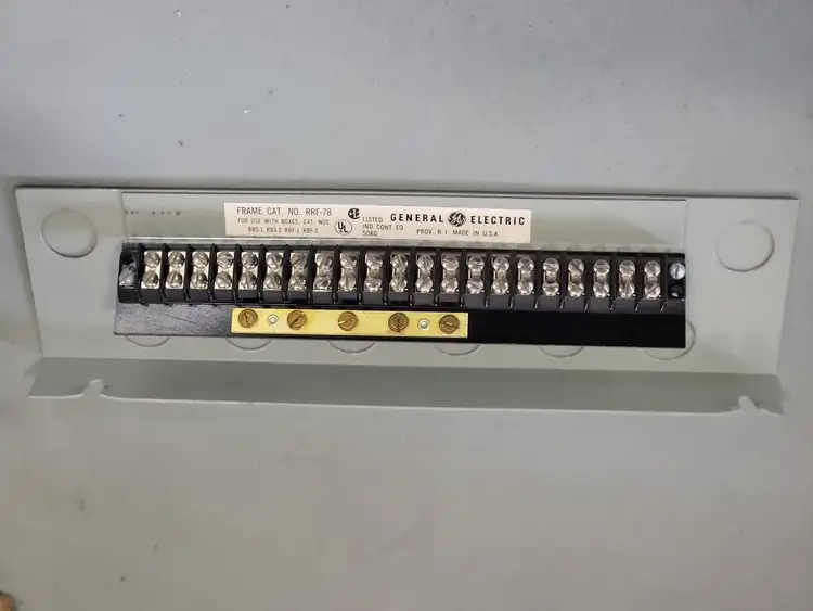 New | in-Stock GENERAL ELECTRIC RRF78 Switchgears British Columbia CA | Lenmark #244709