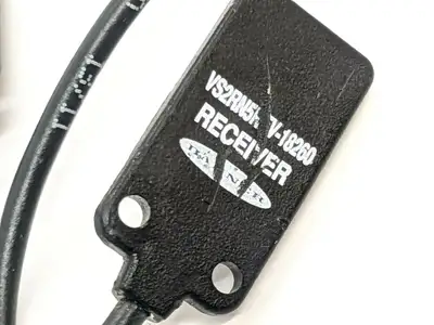 USED BANNER MOLEX 3-PIN PIGTAIL SENSOR EMITTER RECEIVER 18260