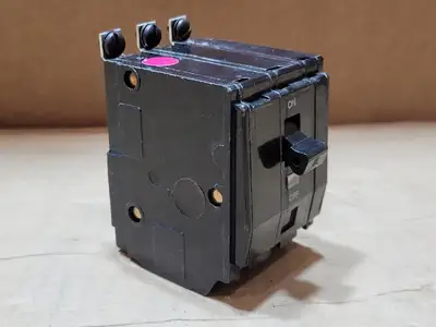 USED SQUARE D QOB315