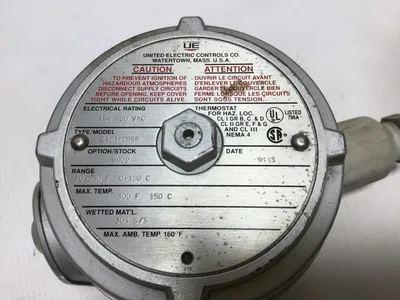 United Electric Controls E121-2BSB Thermostat Range 30-250F 0-120C 180VAC 15A 304 SS