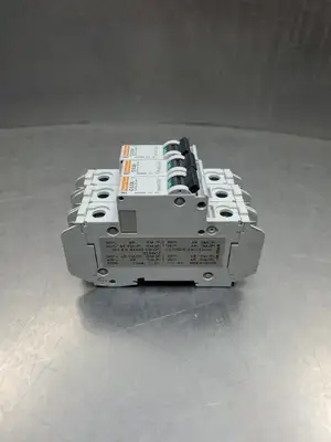 USED Merlin Gerin 60100 MULTI 9 C60 Circuit Breaker, 0.5A, 240VAC, 60VDC