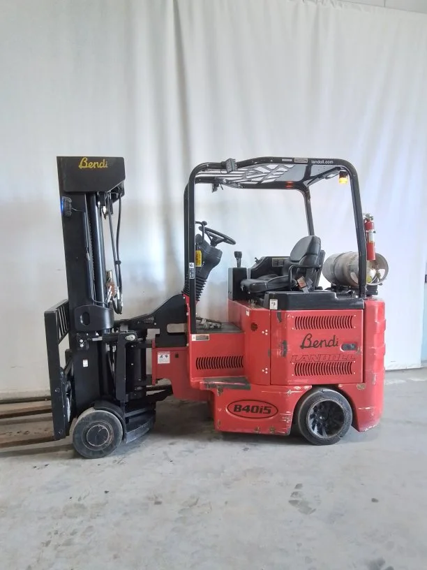 USED 2016 BENDI B40/48I5180D