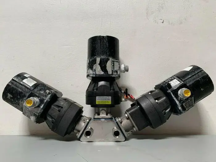 Used 3 ITT PURE-FLO SHEROTEC STAINLESS STEEL VALVES W/ POSITION MONITOR 3/4" SANITARY Valves/Fittings California US | Equipment Lab #485316