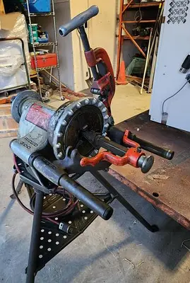 USED 1975 RIDGID 300
