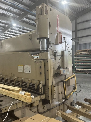 CINCINNATI 1/2" SHEAR Power Squaring Shears (Gauge) | Bayou Machinery (8)