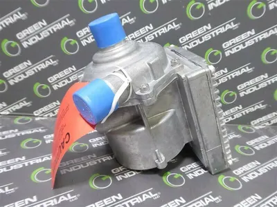 Volvo Truck WP29E-24V Coolant Circulation Pump 22861118 New NIB