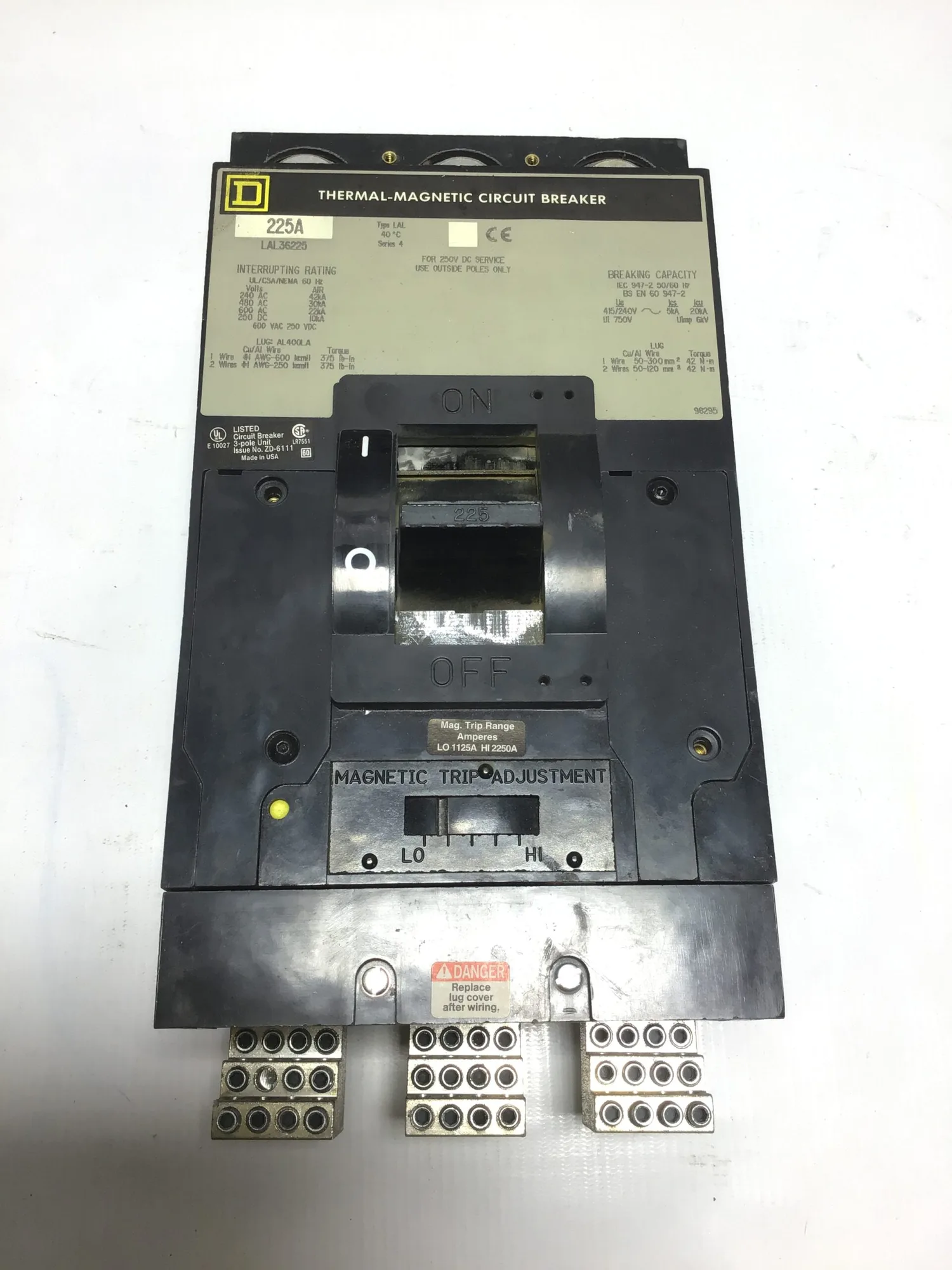 Square D Thermal Magnetic circuit breaker LAL36225 3 Pole 225A, 600V