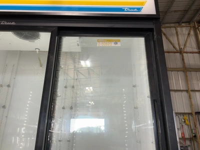 Used TRUE MFG GDM-69-HC-LD 78” 3-SECTION COMMERCIAL REFRIGERATOR/MERCHANDISER Display Refrigerators Michigan US | Miedema Asset Management Group #1580090