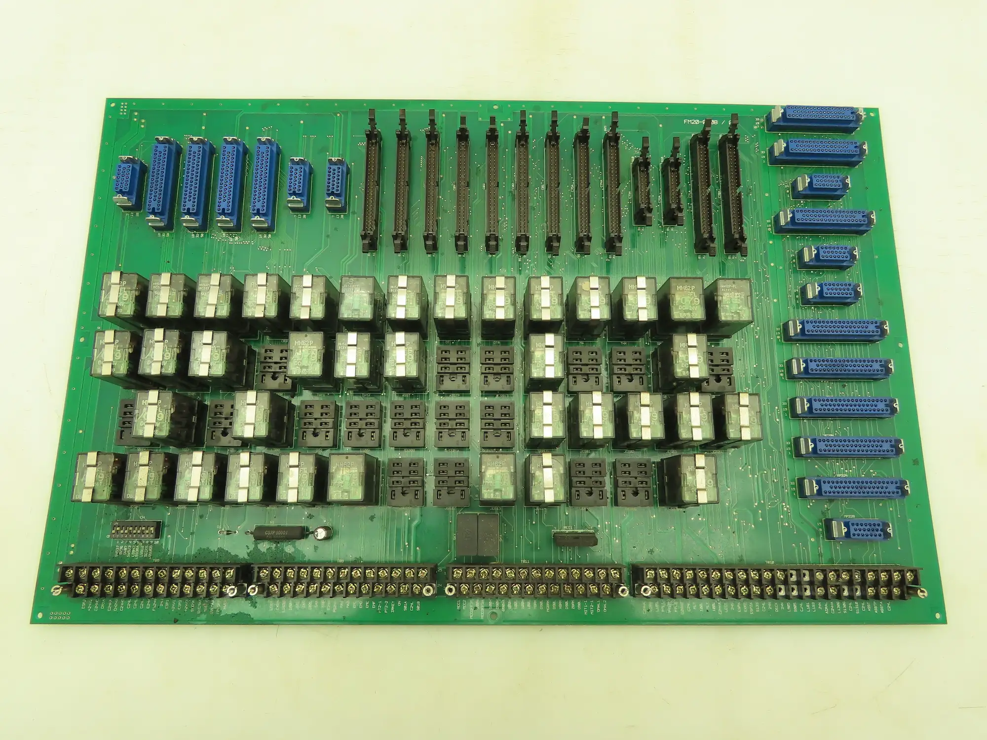 Fanuc FM20-0008/01 Control Circuit Board Relay Panel PLC Servo Interface Module