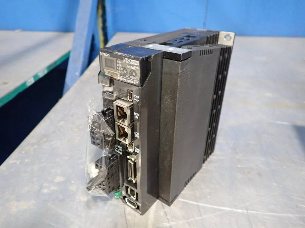 USED OMRON R88DKN04HECT