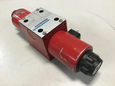 USED REXROTH 4WE10J31CG24N924