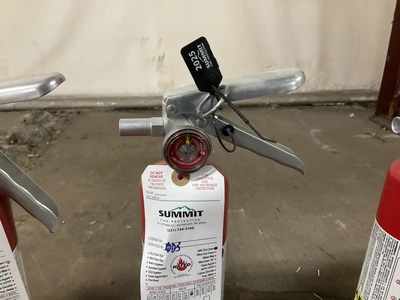 Used _UNKNOWN_ _UNKNOWN_ Fire Extinguishers Michigan US | Miedema Asset Management Group #1475532