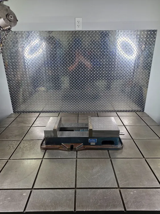 Used KURT D100 Vises Florida US | GMT #1453043