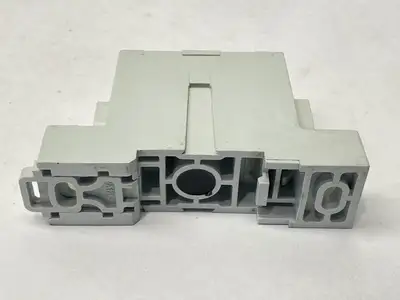 USED COOPER BUSSMANN POWER DISTRIBUTION BLOCK 600V 175A