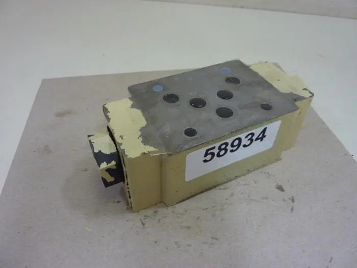 Used MANNESMANN REXROTH Z2S10132 Valves/Fittings Michigan US | Ideal Machinery #579735