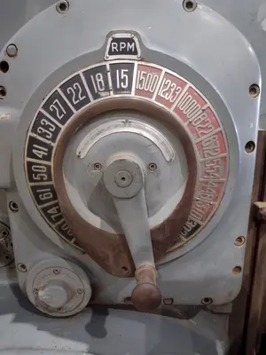 #4 K&T MILWAUKEE MODEL # 420 TF-17 HORIZONTAL MILL: STOCK #18926