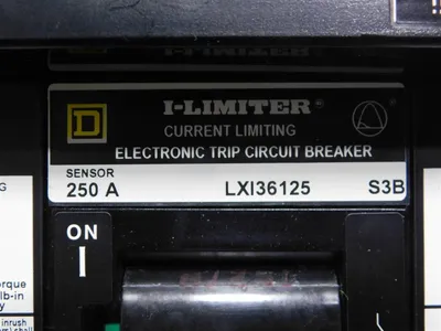 Square D LXI36125 Circuit Breaker 250A Sensor ARP050 Plug L,S,I Times 600V Used