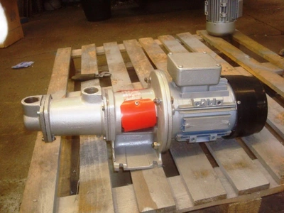 26 LPM Mono CGF232