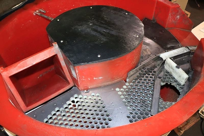 Used 2017 Rosler RI300S, INTERNAL PARTS SEPERATOR, PANEL TIMER Vibratory Machines New Jersey US | Machinery Values #1285809