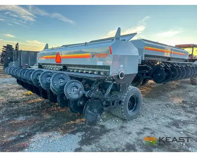 Used CRUSTBUSTER _UNKNOWN_ No-Till Drills Iowa US | Keast Enterprises #1360181