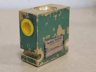 USED MODULAR CONTROLS PRV2-S-3-25