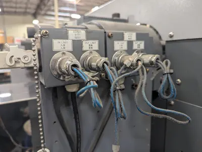 2012 TOSHIBA EC200SXV50-8B Injection Molding Horizontal/Vertical | Machinery Network (9)