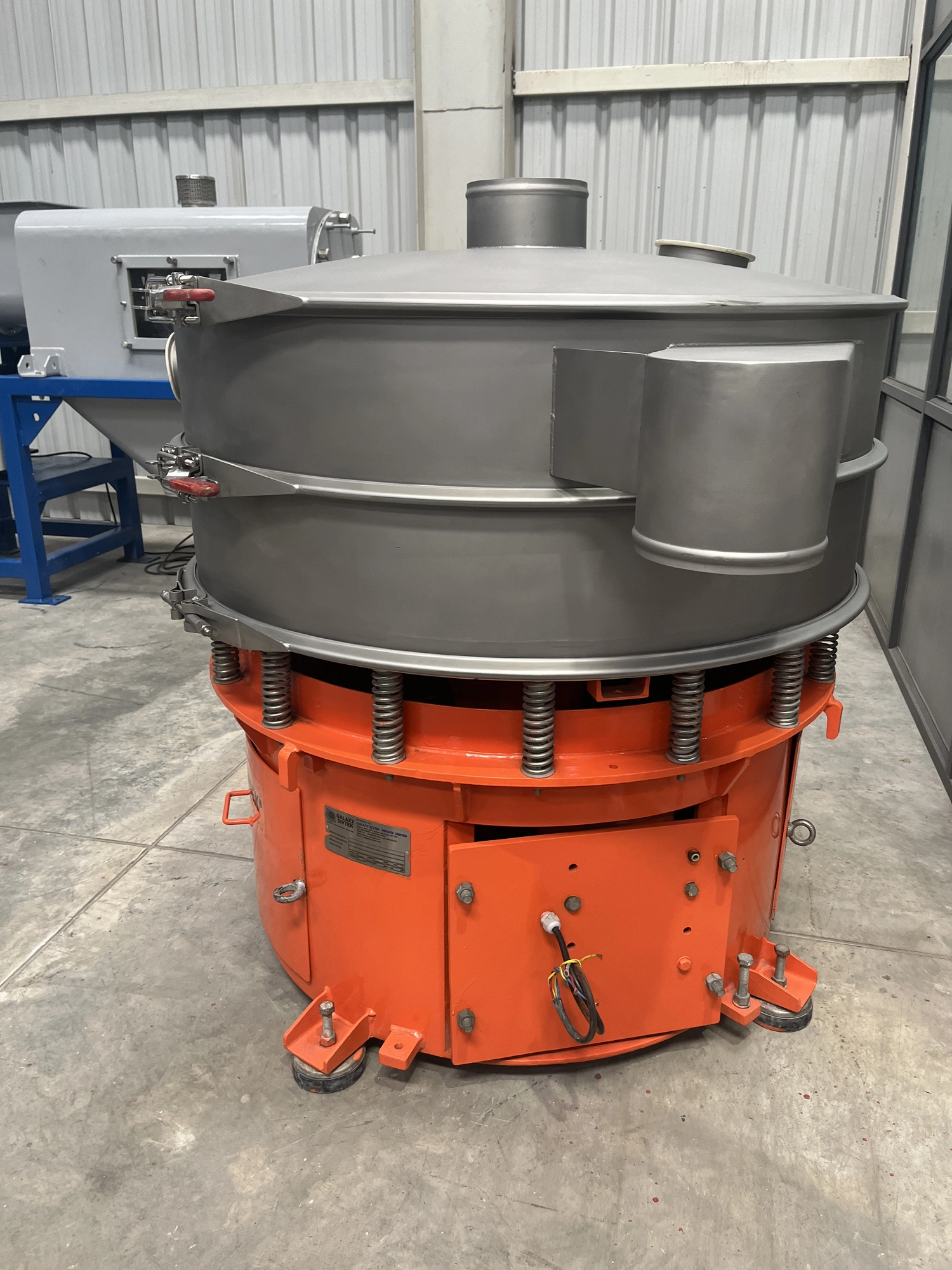 Super Separator high powered vibrating sieve