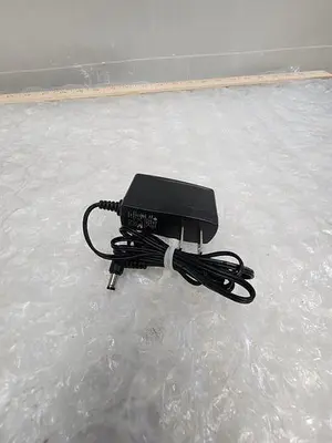ADAPTER SWITCHING POWER SUPPLY XH2400-0500I
