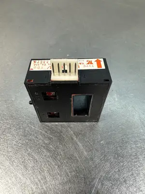 YASKAWA CURRENT TRANSFORMER MODULE UND-300B/100 (BIN-1.5.1)